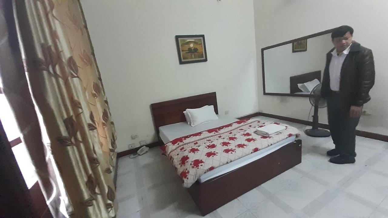Oyo 681 Hoang Lan Guesthouse 하노이 외부 사진