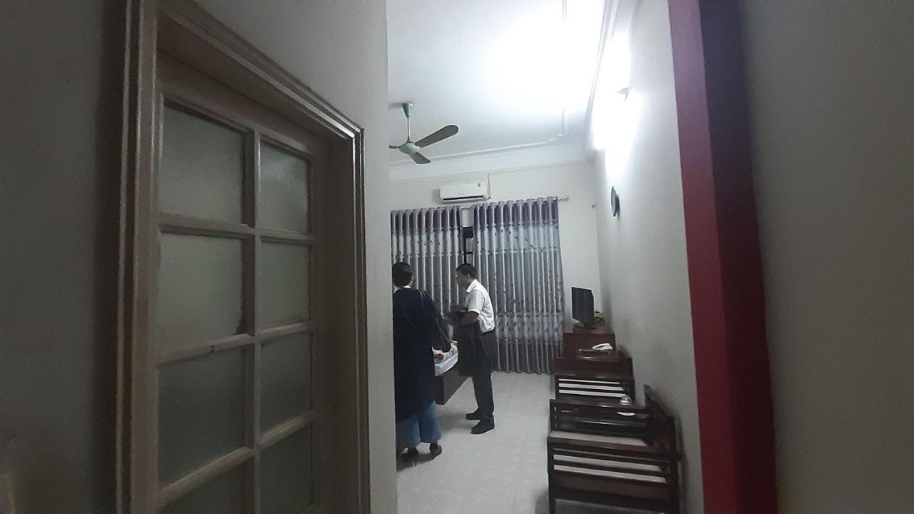 Oyo 681 Hoang Lan Guesthouse 하노이 외부 사진